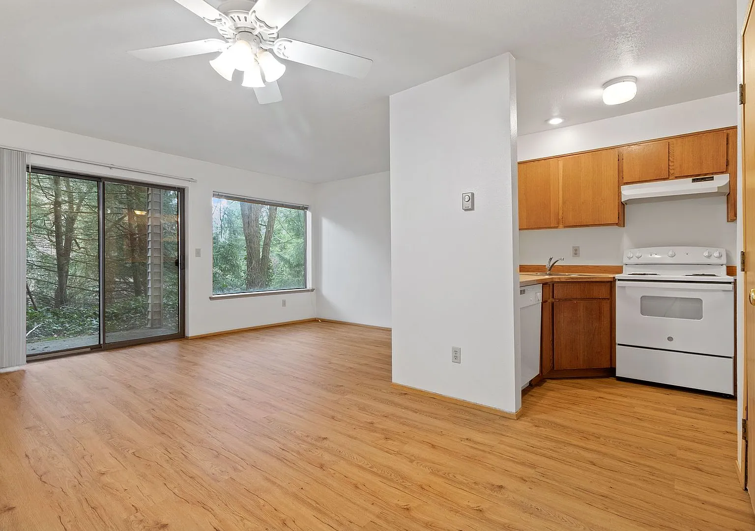 Second Wind Apartments — Photo 3