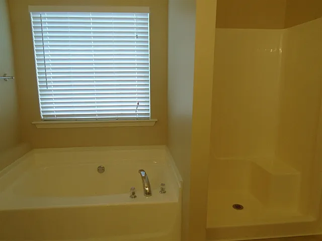 2120 Parador Bnd — Photo 8