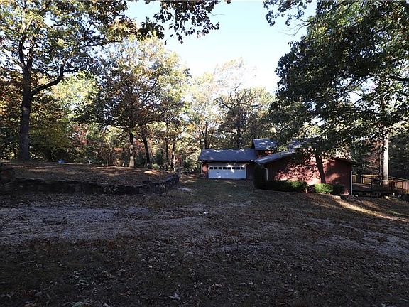 3rd image of 109 Dogwood Ln