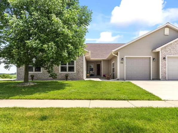 113 Community DRIVE, Fall River, WI 53932