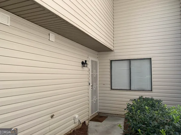 8577 Parkside Dr, Jonesboro, GA 30238