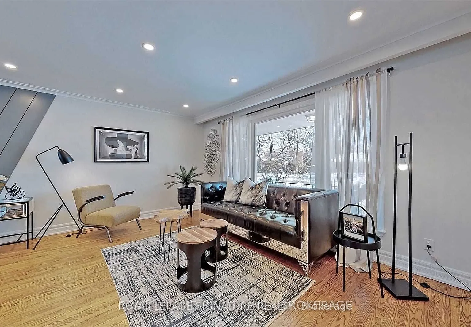 3 bed, $3,300 — Photo 1