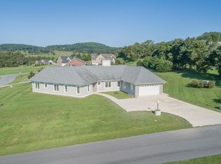 15 Mossy Green Ter, Lexington, VA 24450