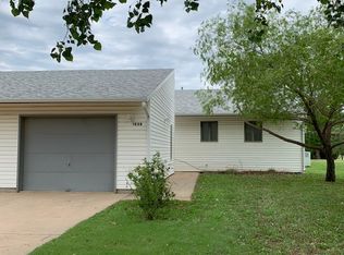 1938 N Abbey Rd #1938, Kingman, KS 67068