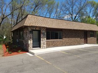 1585 Glengary Rd, Wolverine Lake, MI 48390