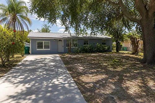 217 Betty Ave Photo 1