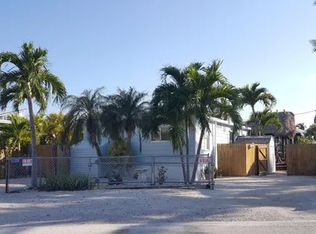 201 Camelot Dr, Tavernier, FL 33070