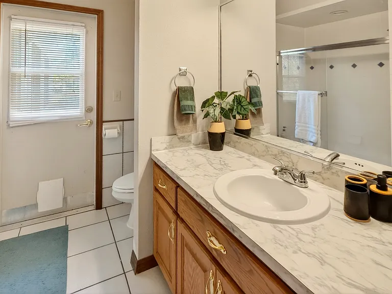 3834 Best Rd — Photo 33