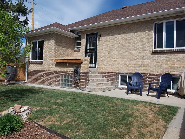 1600 Winona Ct #1 — Photo 16