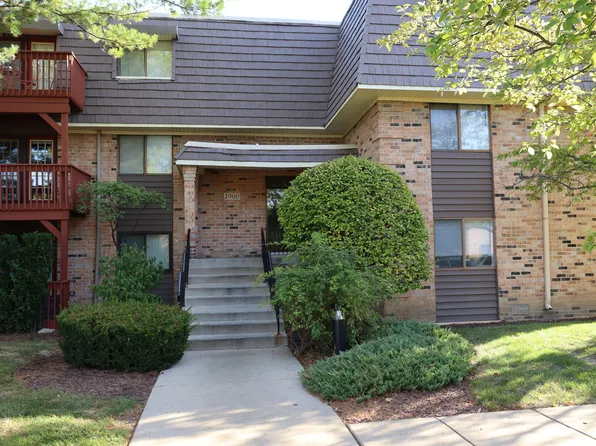 1960 Selmarten Rd Unit 3807, Aurora, IL 60505