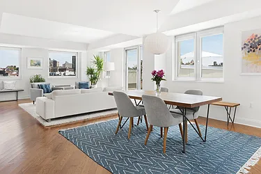 Sold by Space Marketing Shop