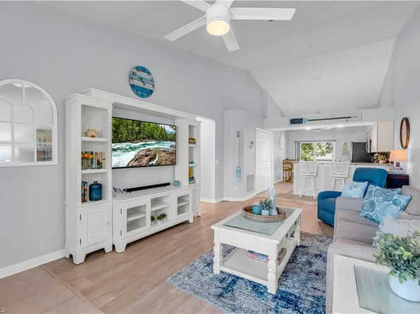 28770 Bermuda Bay WAY #204, BONITA SPRINGS, FL 34134