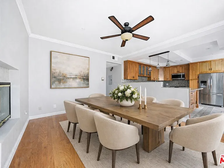 14937 Dickens St #109 — Photo 3