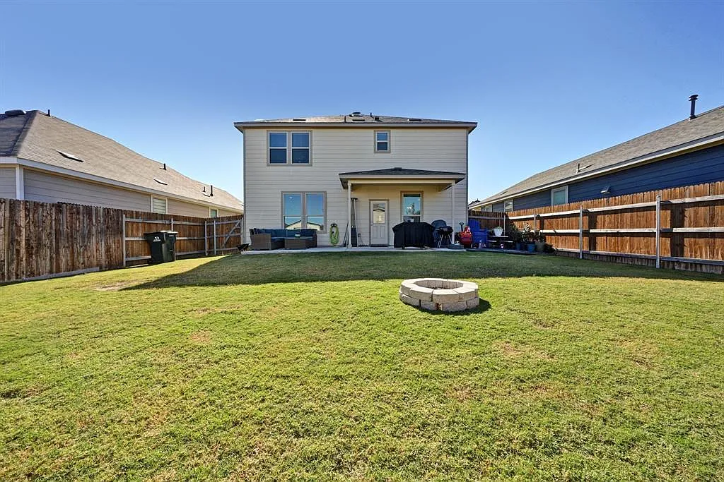 317 Black Alder Street - 1 — Photo 4