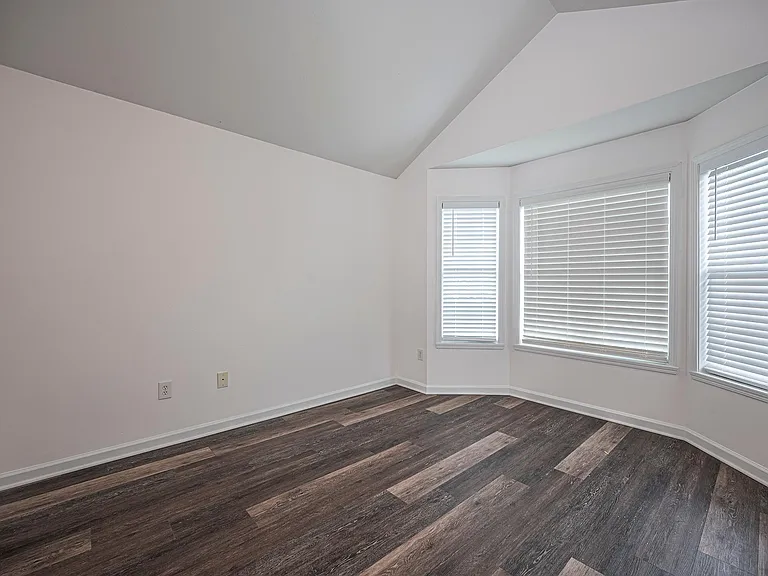 2285 Shady Oaks Dr — Photo 20