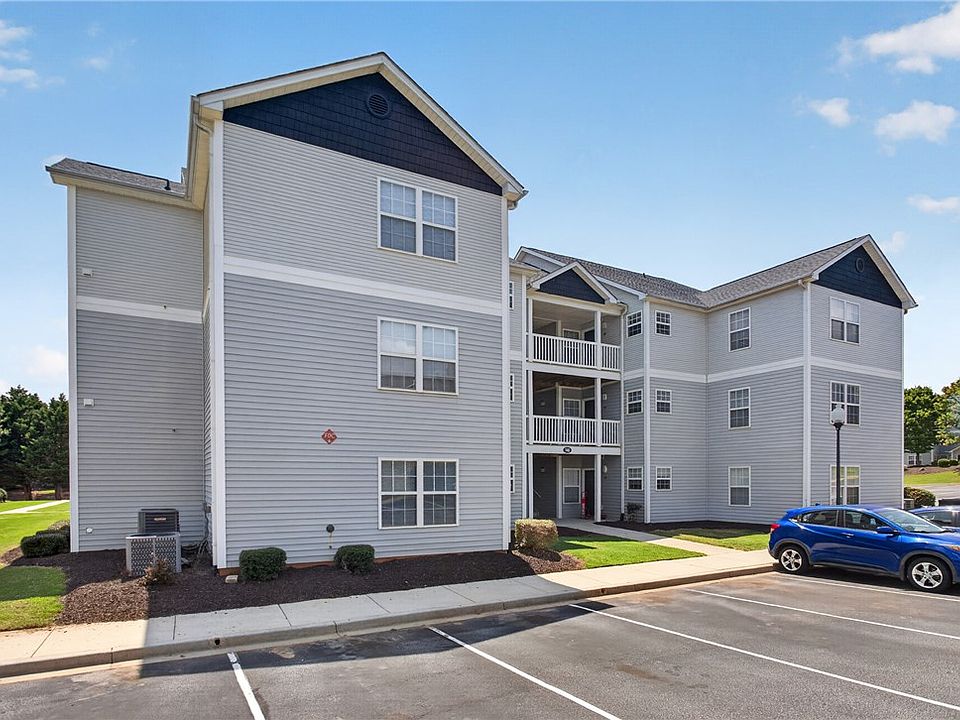 1st image of 146 University Village Dr APT H