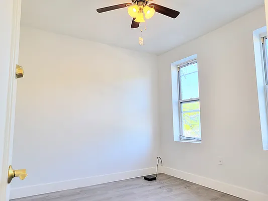 Rented by Virtual Real Estate | media 11