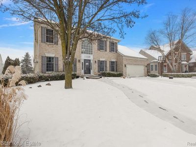 1159 Horseshoe Dr, South Lyon, MI, 48178