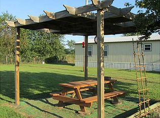 2150 Bussey Ln, Pea Ridge, AR 72751