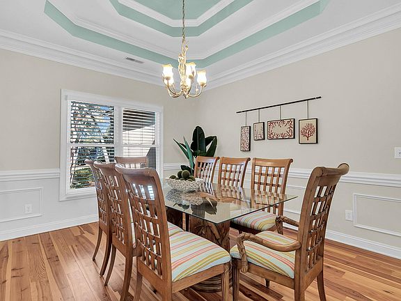 5th image of 216 Sea Marsh Dr