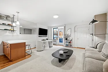 41 West 69th Street, #1