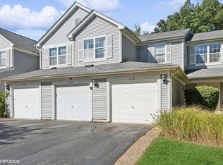 1315 Brookdale Dr, Carpentersville, IL