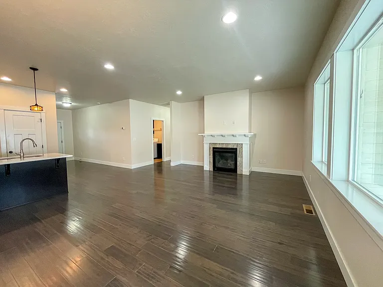 12250 W Florida Ct — Photo 12