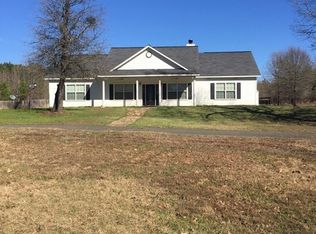 1101 S Memory Ln, Marshall, TX 75670