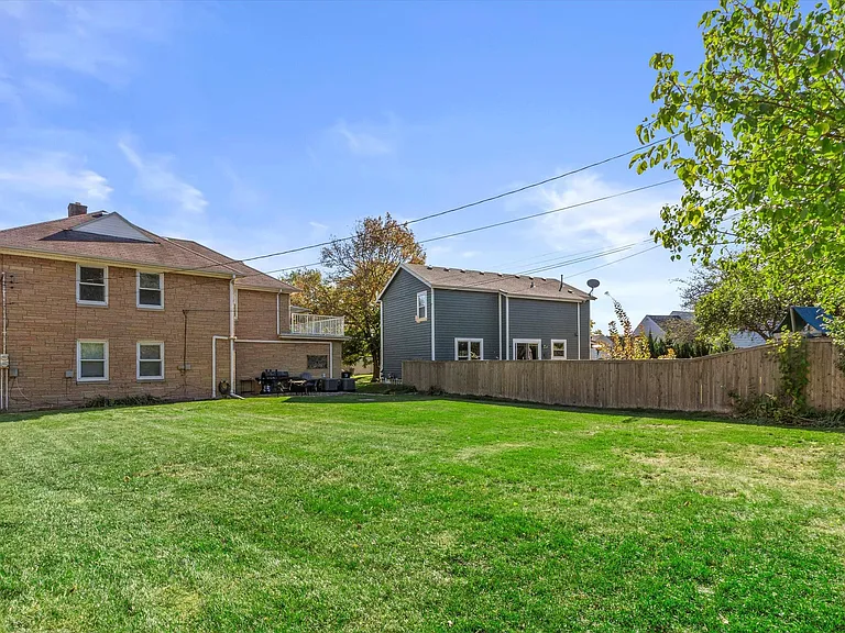 8748 Parkview Ct #8748 — Photo 10