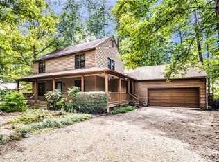 3202 Hunts Bridge Ct, Midlothian, VA 23112