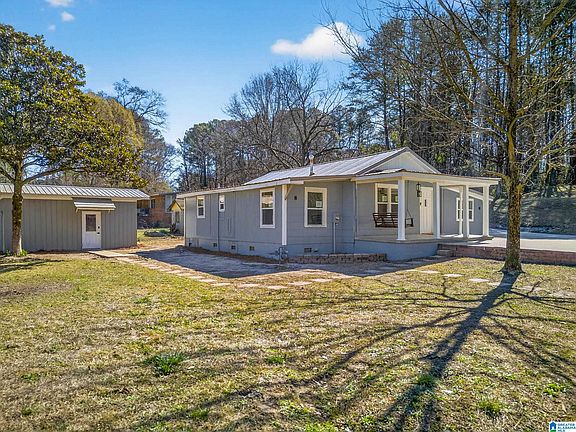 3rd image of 1423 Peaceburg Rd