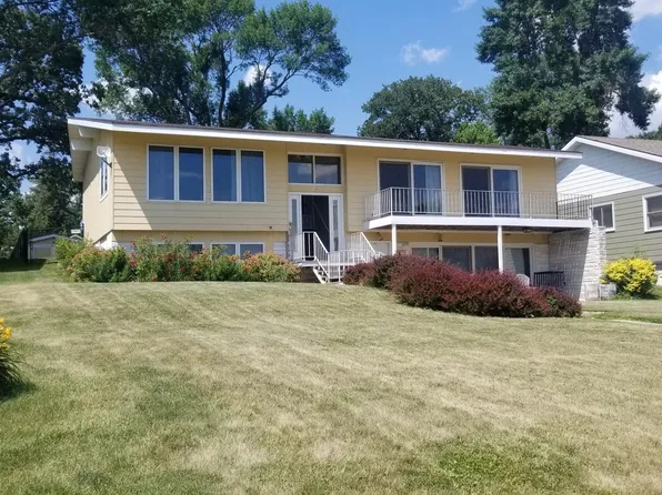 110 N Shore Ave, Albert Lea, MN 56007