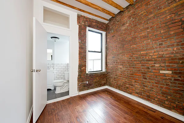 Rented by WRE Group | media 31