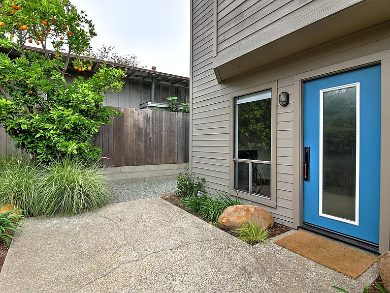 1624 Bath St #B — Photo 1