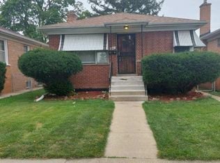 1041 Rice Ave, Bellwood, IL 60104