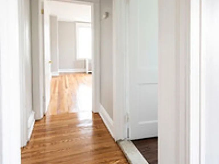 English Manor Apartments- Beautifully kept secret in Mt. Airy — Photo 19