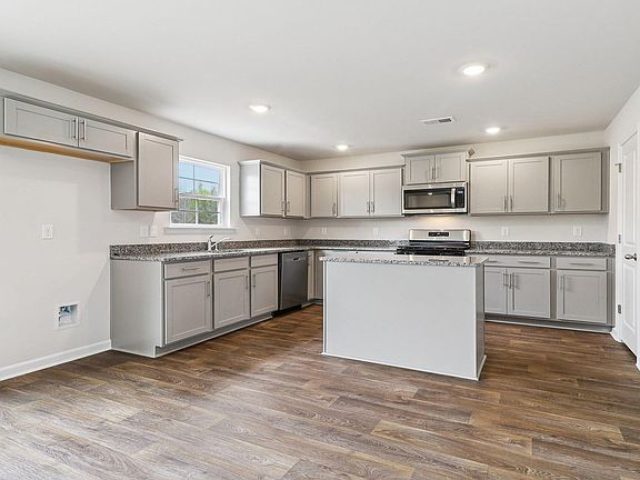 7th image of this home