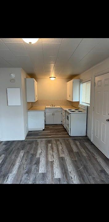 1st image of 504 Pacific Ave S APT 101