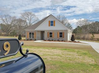 49 Noles Dr, Tallassee, AL 36078