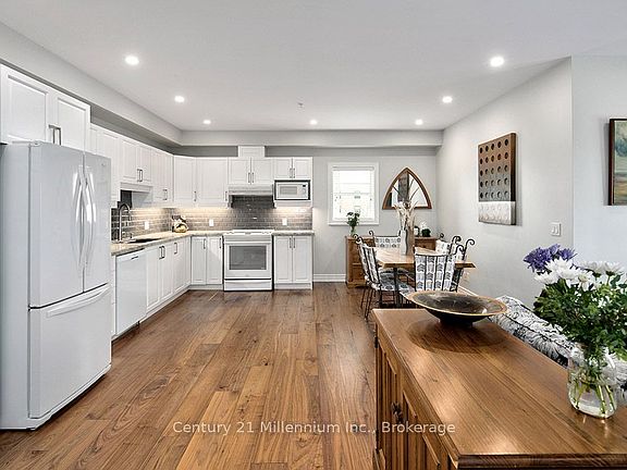 5th image of 91 Raglan St #302