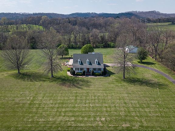 2nd image of 255 Lindsey Hollow Rd