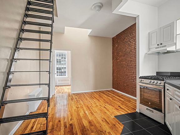 4th image of 331 E 33rd St APT 5a
