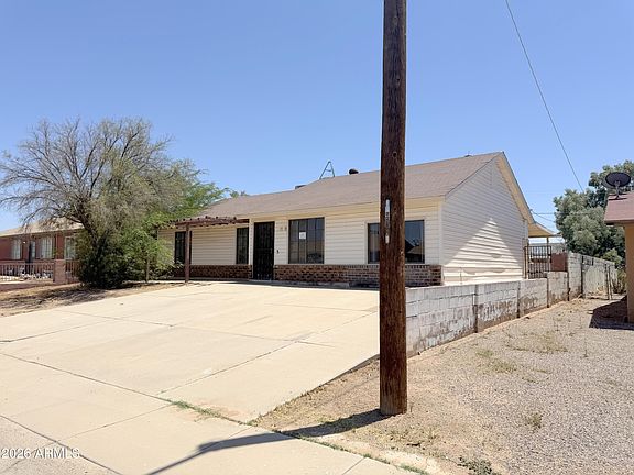 4th image of 1131 E BISNAGA Street
