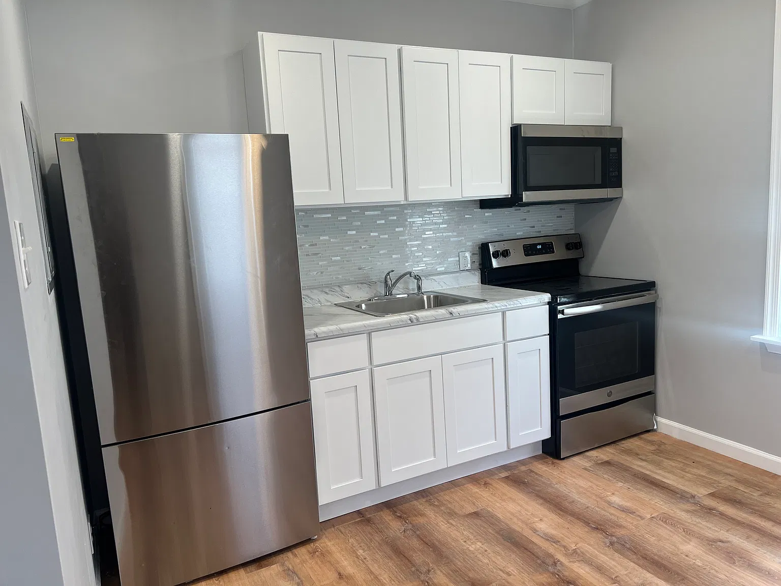 2 bed, $1,250 — Photo 1