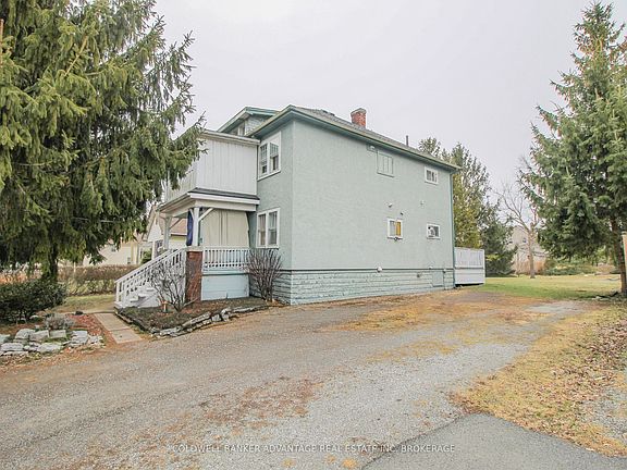 3rd image of 86 Adelaide St