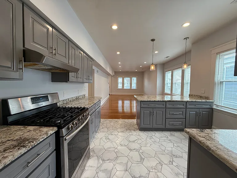269 Belgrade Ave #3 — Photo 5