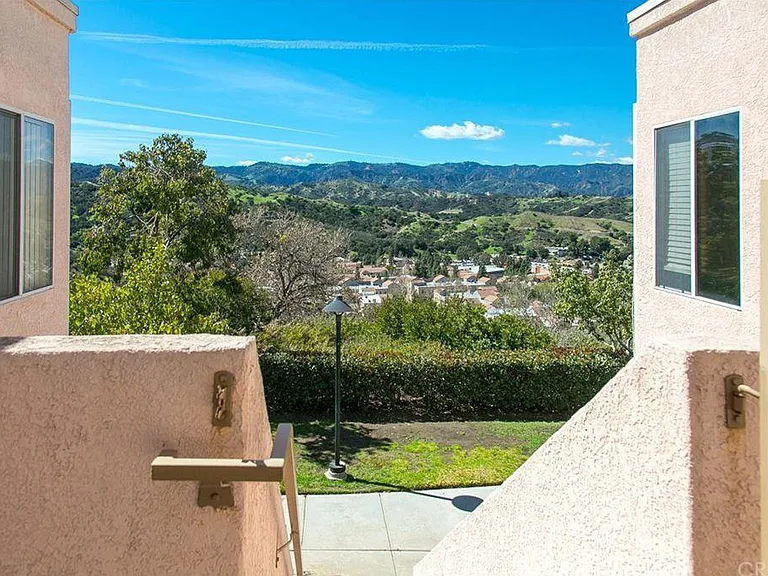 21226 Trumpet Dr — Photo 9