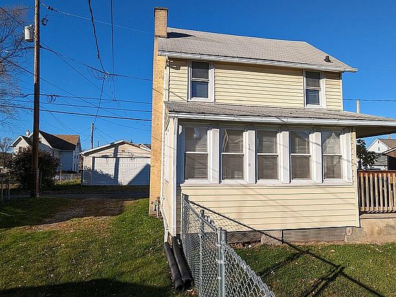 2223 Boyd Single Family