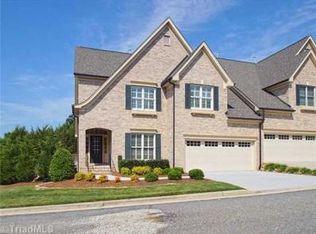 3 Linden Ln, Greensboro, NC 27410