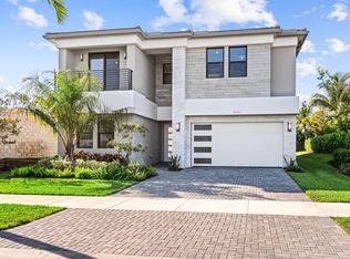 8360 Crystal Downs Ave, Boca Raton, FL 33434